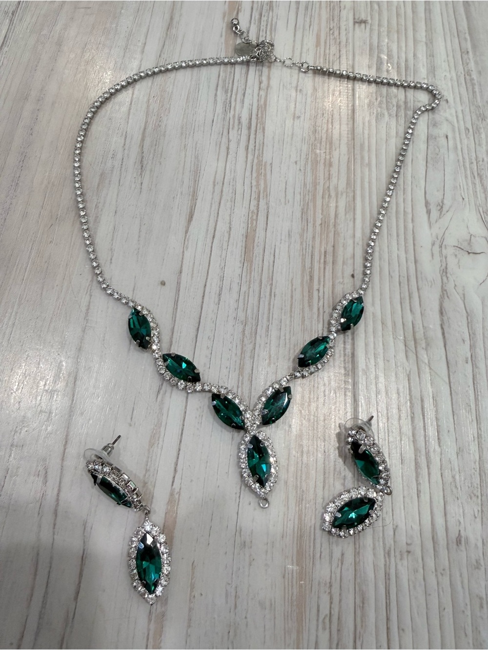 Emerald Marquise Crystal Necklace & Earring Set - Silver Tone